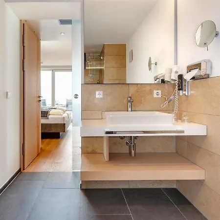 Boutiquehotel Zur Winzerstube - Adults Only Отель