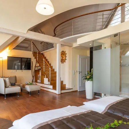Boutiquehotel Zur Winzerstube - Adults Only Отель 4*