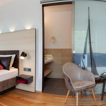 Boutiquehotel Zur Winzerstube - Adults Only Отель
