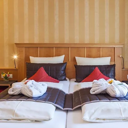 Отель Boutiquehotel Zur Winzerstube - Adults Only